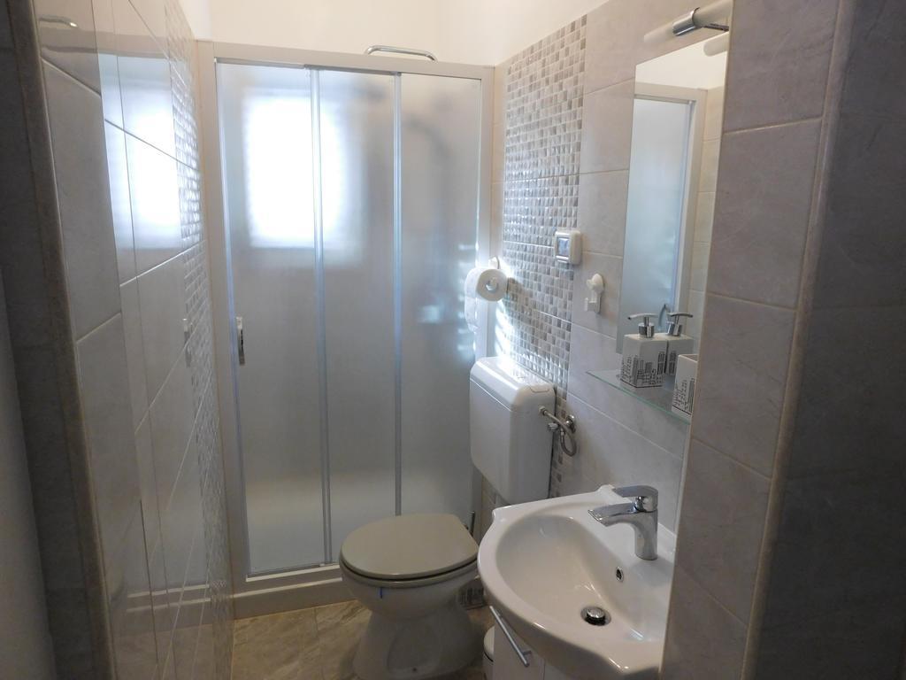 Apartman Angela 로비니 외부 사진